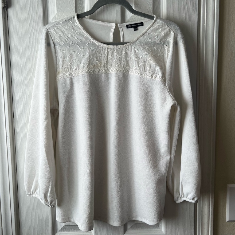 Adrianna Papell White ¾ Sleeve Top Size L